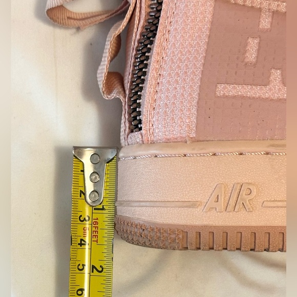 Nike Pink High-Top Sneakers Air Force 1 - Picture 6 of 13